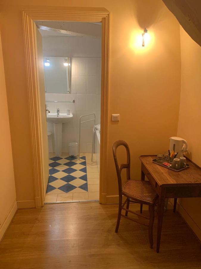 تورْ دو فورْ Chambres D'Hotes Maison Redon المظهر الخارجي الصورة