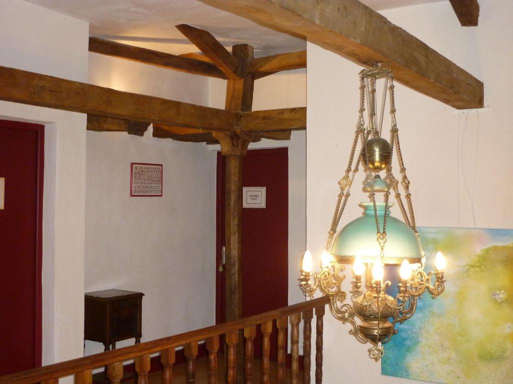 تورْ دو فورْ Chambres D'Hotes Maison Redon المظهر الخارجي الصورة